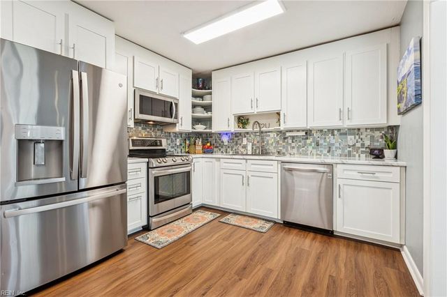 446 Beaumont ST, Hampton, VA 23669