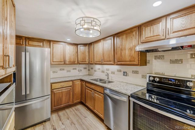 13691 E Marina Drive 103, Aurora, CO 80014