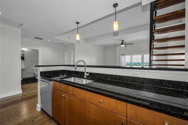 1010 CENTRAL AVENUE 433, St Petersburg, FL 33705