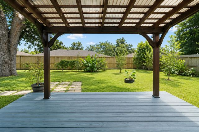 9531 Weatherwood Drive, Houston, TX 77080