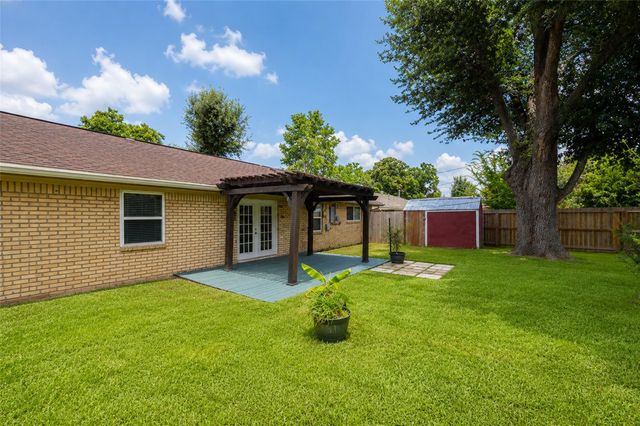 9531 Weatherwood Drive, Houston, TX 77080