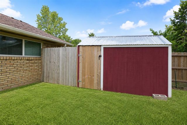9531 Weatherwood Drive, Houston, TX 77080