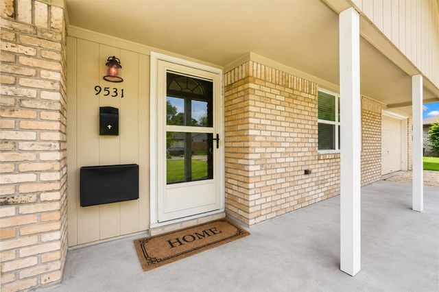 9531 Weatherwood Drive, Houston, TX 77080