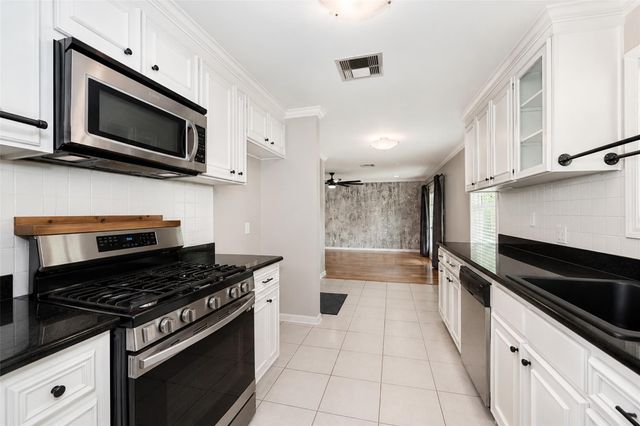 9531 Weatherwood Drive, Houston, TX 77080