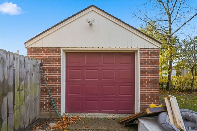 3 Lombardy Street, Lancaster, NY 14086