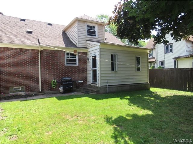 3 Lombardy Street, Lancaster, NY 14086
