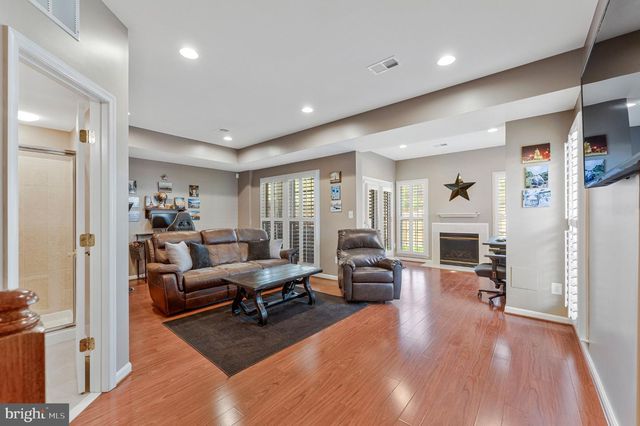 43164 CROSSWIND TER, Broadlands, VA 20148