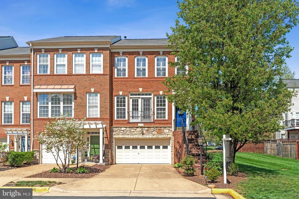 43164 CROSSWIND TER, Broadlands, VA 20148