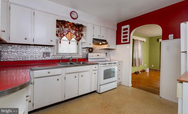 2400 WALKER MILL RD, Harrisburg, PA 17110