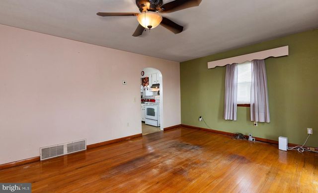 2400 WALKER MILL RD, Harrisburg, PA 17110