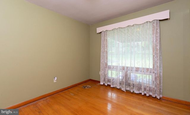 2400 WALKER MILL RD, Harrisburg, PA 17110