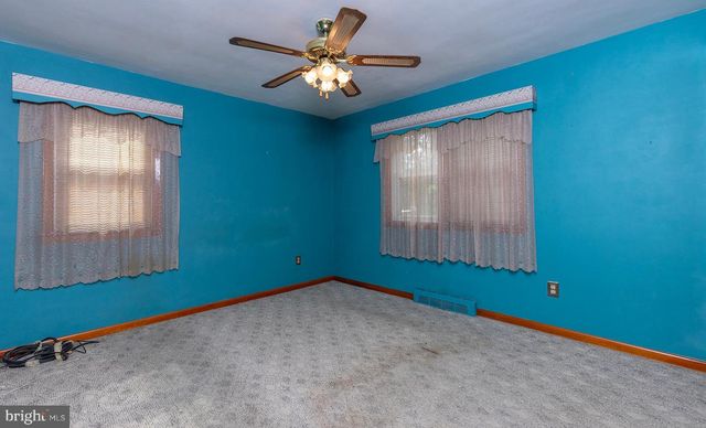 2400 WALKER MILL RD, Harrisburg, PA 17110