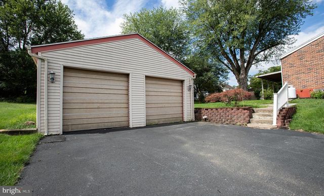 2400 WALKER MILL RD, Harrisburg, PA 17110