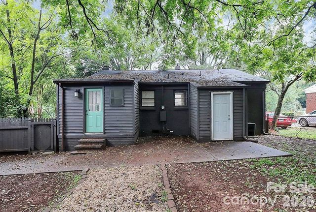 2642 Rachel Street, Charlotte, NC 28206