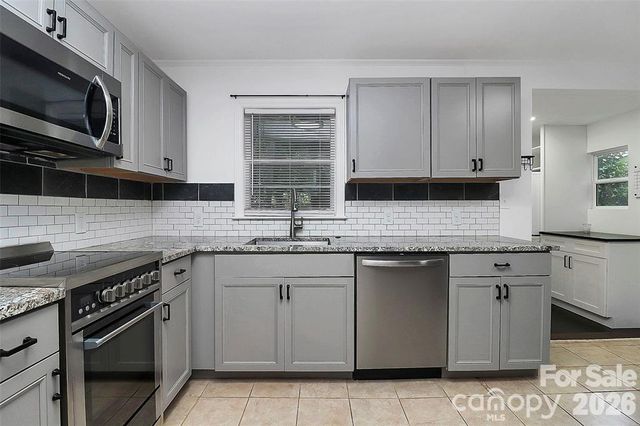 2642 Rachel Street, Charlotte, NC 28206