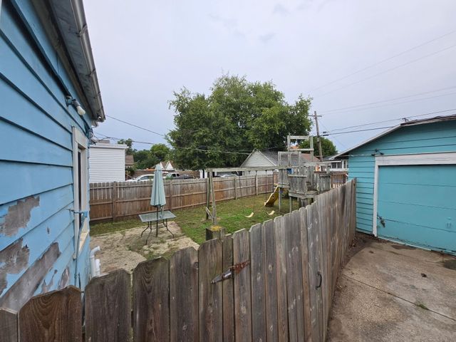 859 Lake Michigan Drive Nw, City Of Grand Rapids, MI 49504