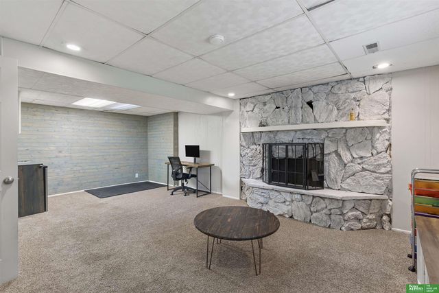 1329 S 162nd Avenue, Omaha, NE 68130