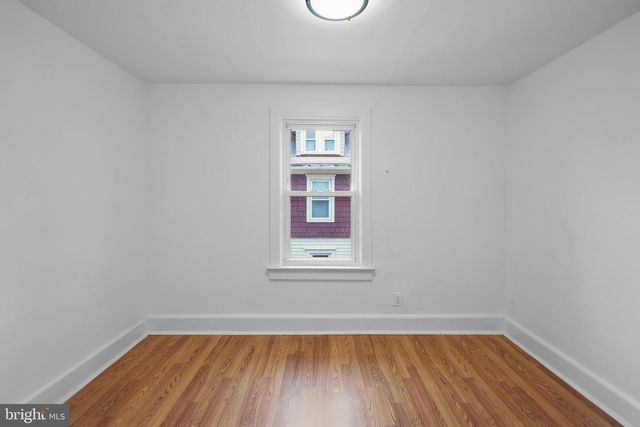 34 E HENDRICKSON AVE, Morrisville, PA 19067