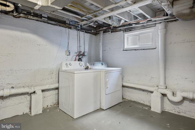 34 E HENDRICKSON AVE, Morrisville, PA 19067