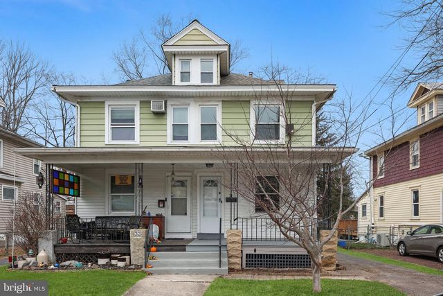 34 E HENDRICKSON AVE, Morrisville, PA 19067