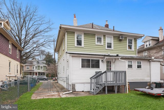 34 E HENDRICKSON AVE, Morrisville, PA 19067