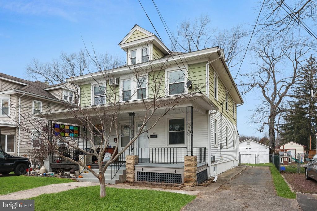 34 E HENDRICKSON AVE, Morrisville, PA 19067