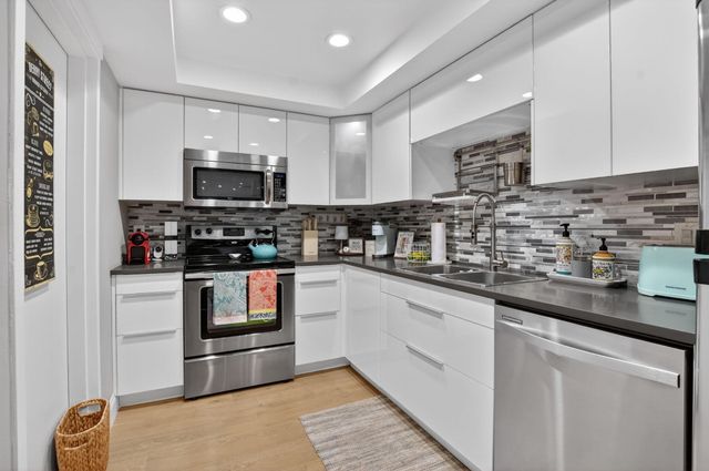 6845 Willow Wood Drive 3046, Boca Raton, FL 33434