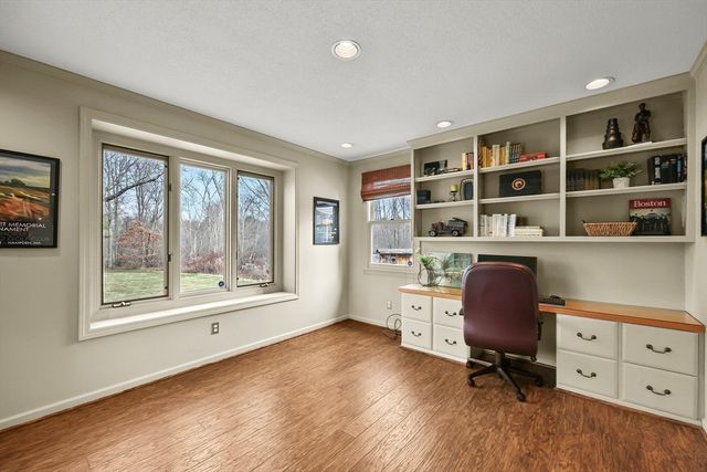 12 Old Carriage Drive, Wilbraham, MA 01095