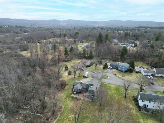 12 Old Carriage Drive, Wilbraham, MA 01095