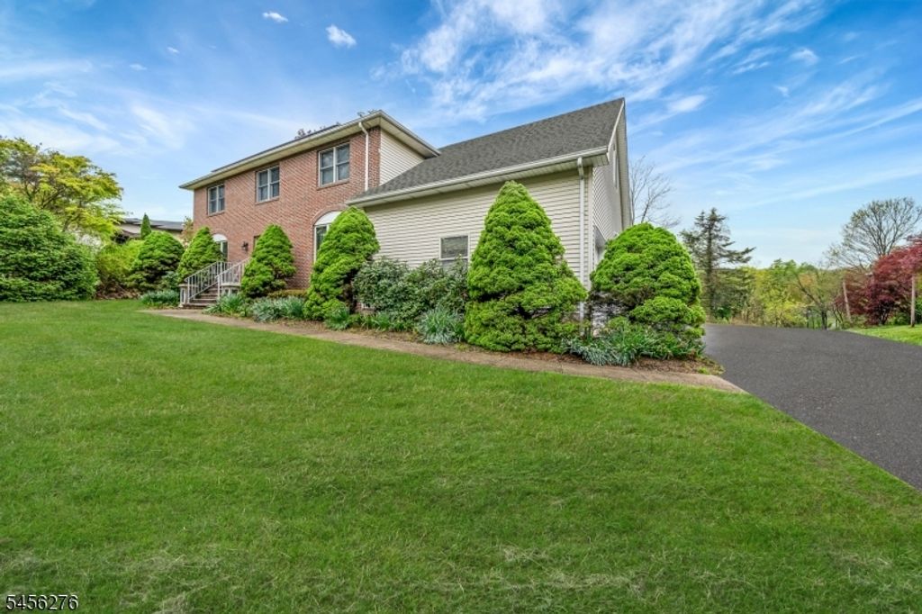 11 Ledgerock Ct, Parsippany-troy Hills Twp., NJ 07950 — photo 4