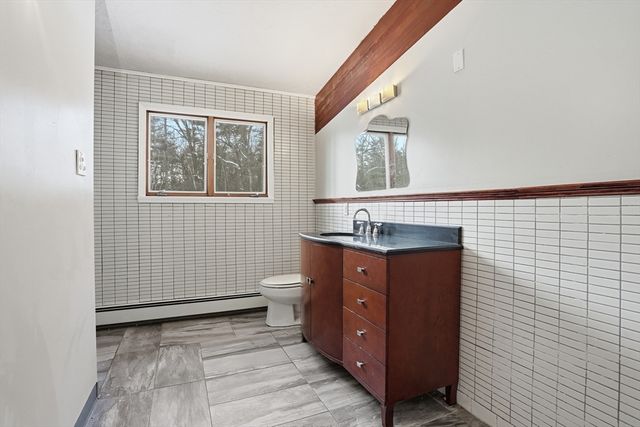 52 Allens Trail, Groton, MA 01450