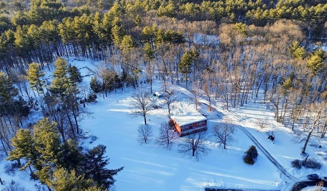 52 Allens Trail, Groton, MA 01450
