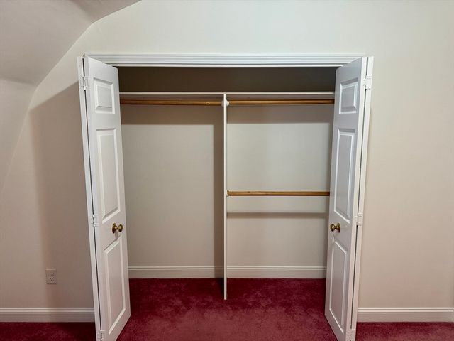 165 Grove B2, Westwood, MA 02090