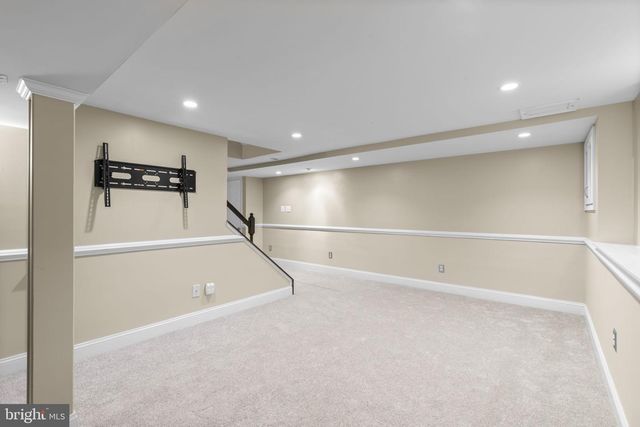 404 FOREST LN, Catonsville, MD 21228