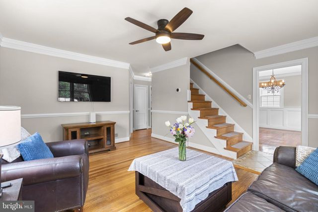 404 FOREST LN, Catonsville, MD 21228