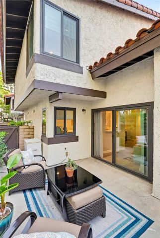 4946 E Atherton Street, Long Beach, CA 90815