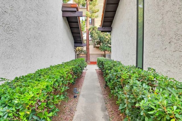 4946 E Atherton Street, Long Beach, CA 90815