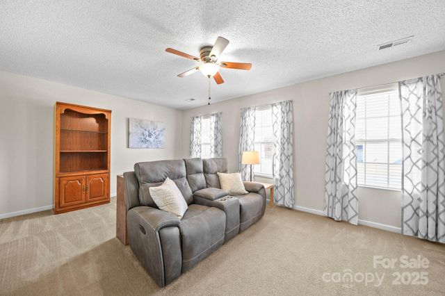 3925 Cascade Drive, Gastonia, NC 28056