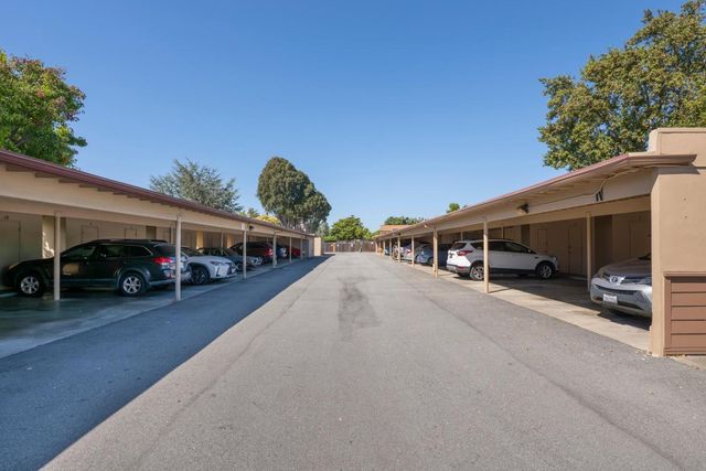 1536 Day Avenue F, San Mateo, CA 94403