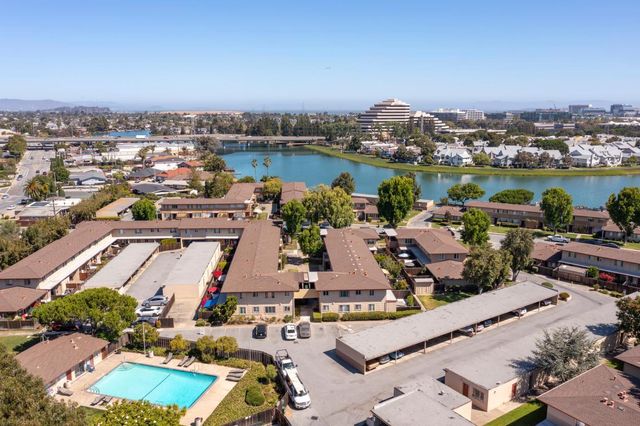 1536 Day Avenue F, San Mateo, CA 94403