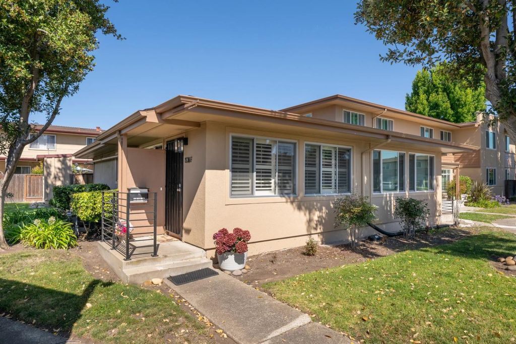 1536 Day Avenue F, San Mateo, CA 94403