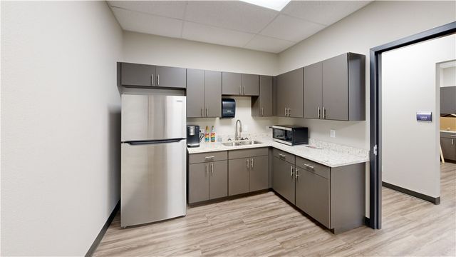 903 Beau Terre Drive 2, Bentonville, AR 72712