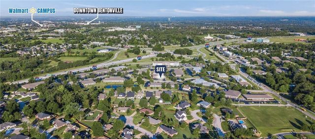 903 Beau Terre Drive 2, Bentonville, AR 72712