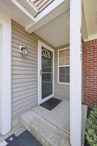 6155 Glenvillage Drive, Dublin, OH 43016