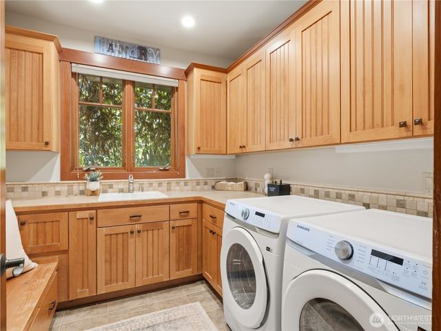 431 S Davies Road, Lake Stevens, WA 98258