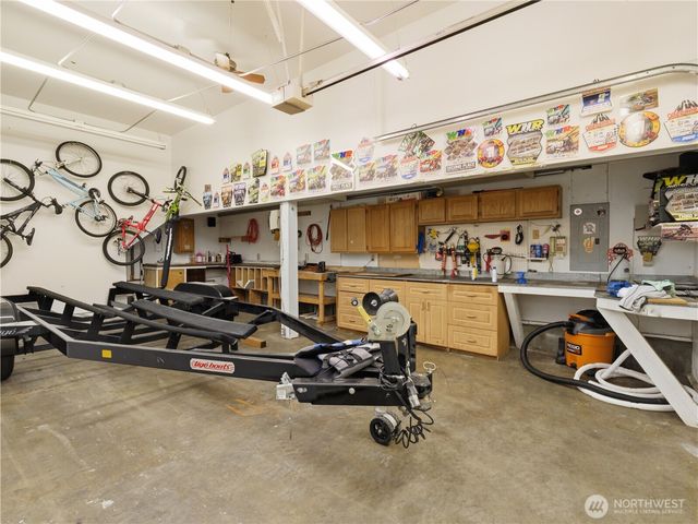 431 S Davies Road, Lake Stevens, WA 98258