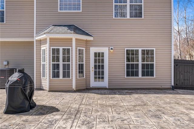 5663 Fairway Forest Drive, Winston-salem, NC 27105