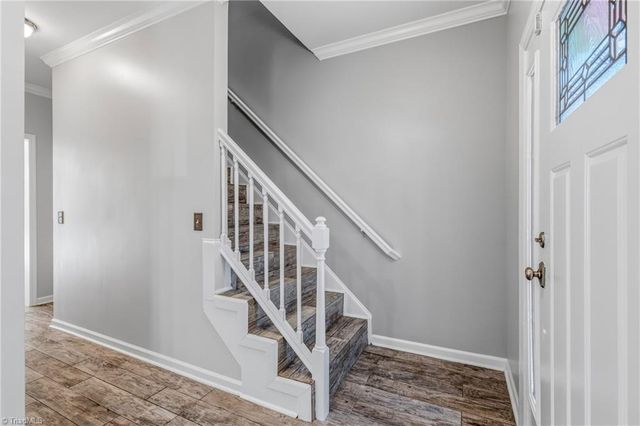 5663 Fairway Forest Drive, Winston-salem, NC 27105