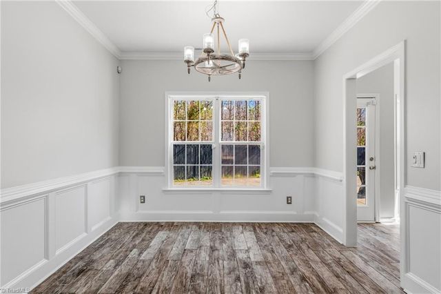 5663 Fairway Forest Drive, Winston-salem, NC 27105