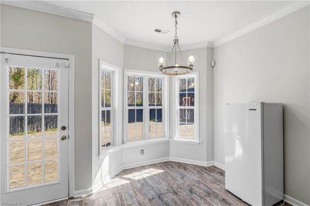 5663 Fairway Forest Drive, Winston-salem, NC 27105